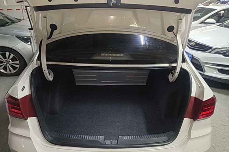 Volkswagen Santana 2018 #19 Volkswagen Santana 2018 car image #19