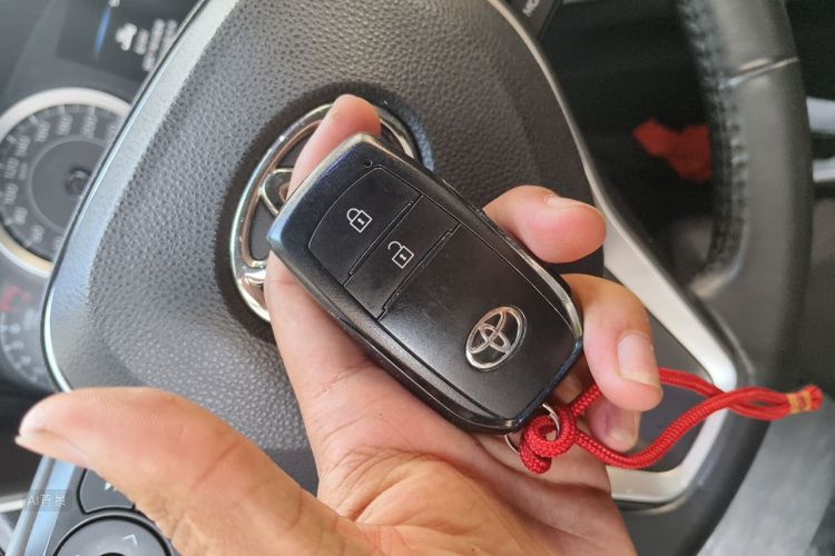 Toyota Corolla Cross 2022 car image #10