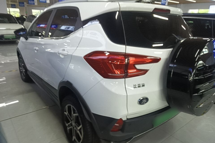 BYD Yuan Pro 2023 #5 BYD Yuan Pro 2023 car image #5