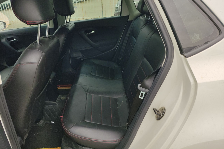 Volkswagen Polo 2019 immagine di auto #17