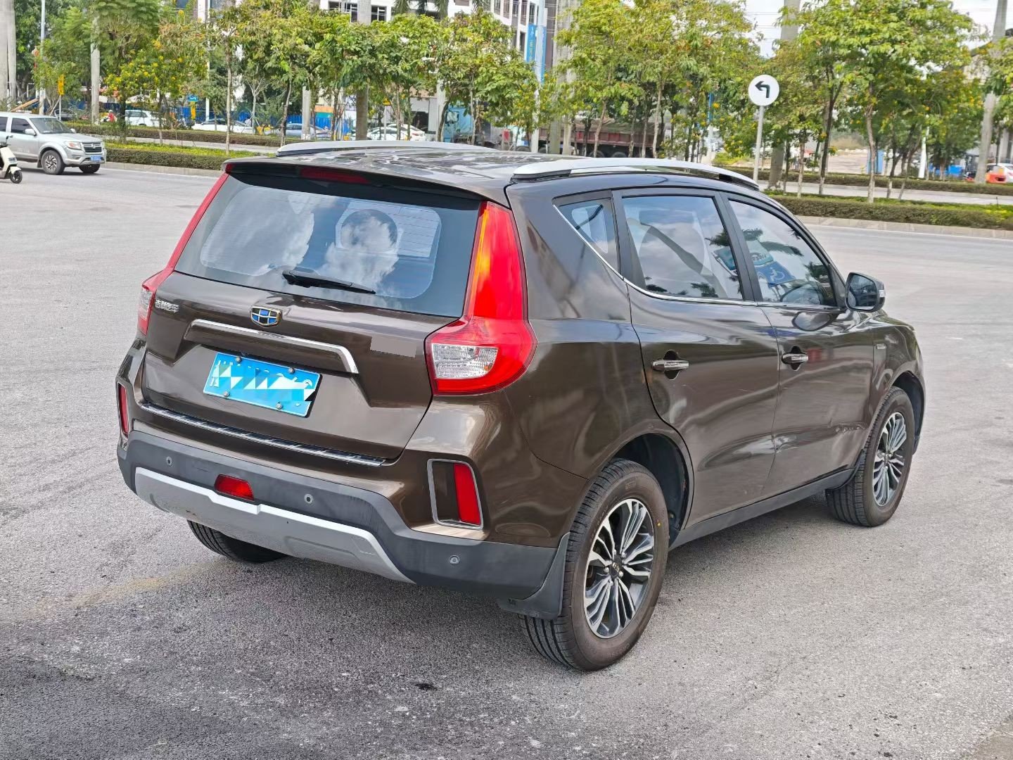 GEELY Vision X6 2016 #5 GEELY Vision X6 2016 immagine di auto #5