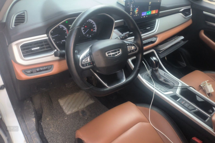 GEELY Vision X6 2020 car image #12