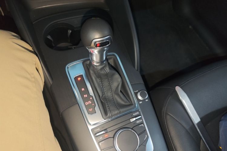 Audi A3 2015 imagen de coche #14