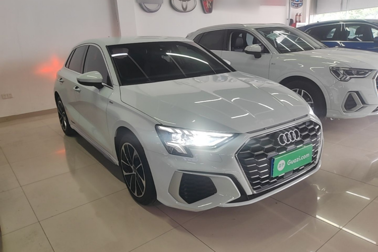 Audi A3 2023 car image #4