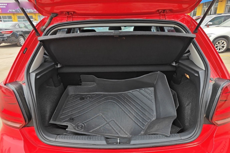 Volkswagen Polo 2019 #21 Volkswagen Polo 2019 car image #21