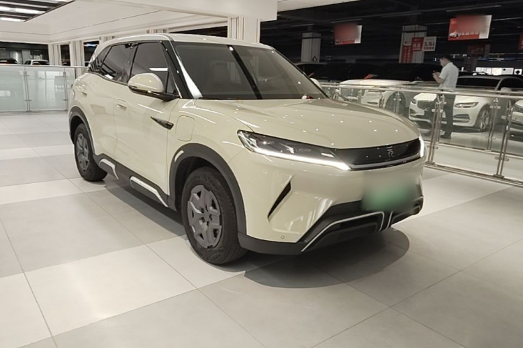 BYD YuanUP 2024 #4 BYD YuanUP 2024 car image #4