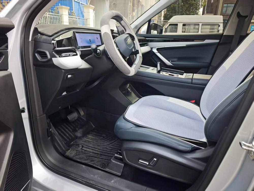 GEELY Boyue L 2025 #9 GEELY Boyue L 2025 car image #9