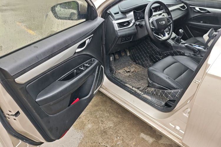 GEELY Emgrand 2020 #16 GEELY Emgrand 2020 car image #16