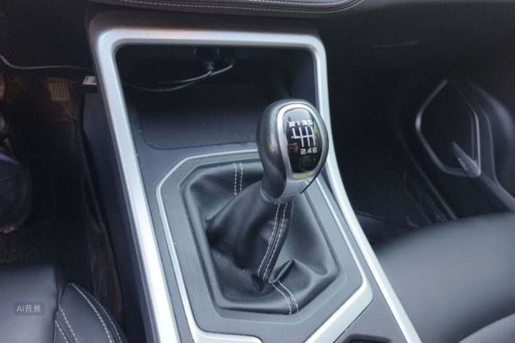 GEELY Vision X6 2020 car image #16