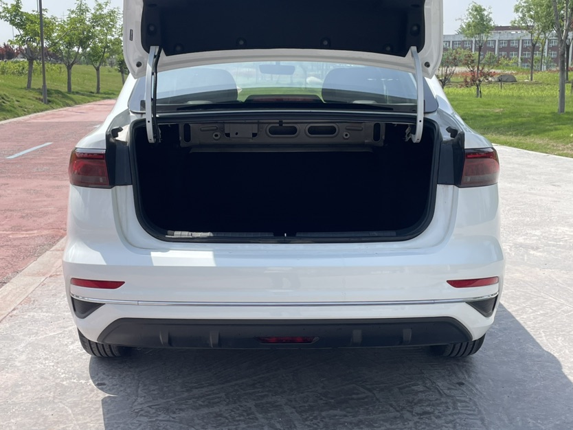 GEELY Emgrand 2025 image de voiture #7