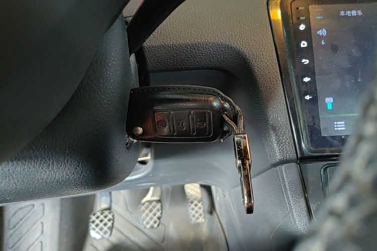 Volkswagen Santana 2017 #14 Volkswagen Santana 2017 car image #14