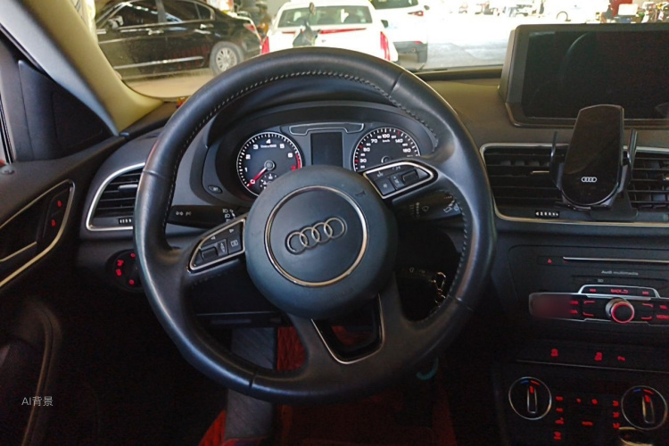 Audi Q3 2017 car image #12