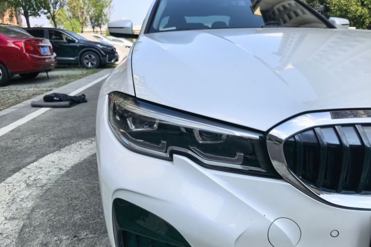 BMW 3 Series 2021 #8 BMW 3 Series 2021 car image #8