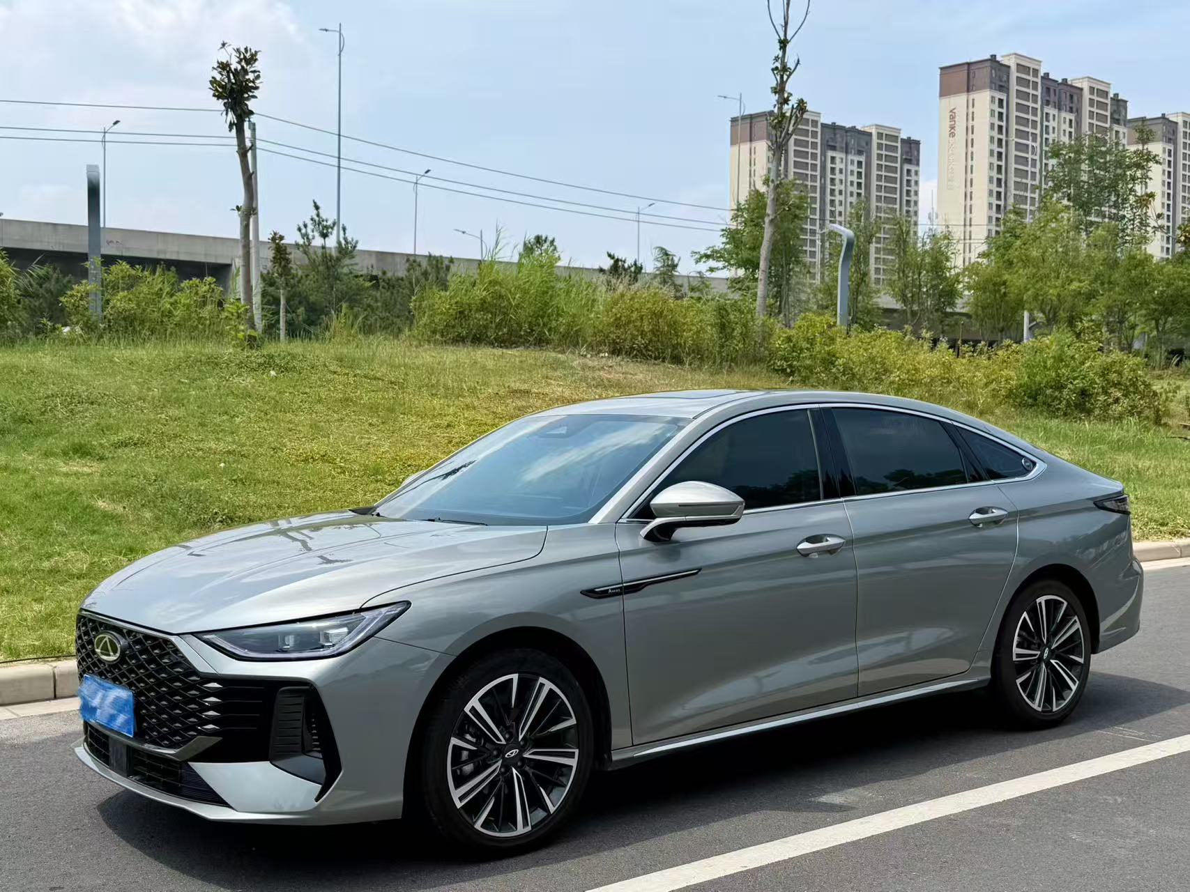 2025 car image 