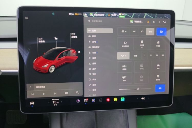 Tesla Model 3 2021 #17 Tesla Model 3 2021 car image #17