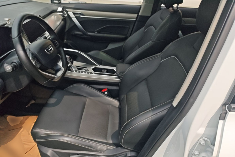 GEELY Coolray 2019 car image #15