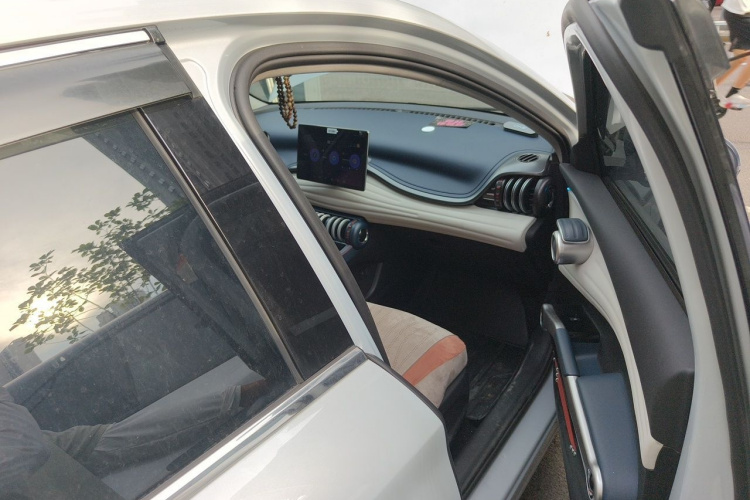 BYD Yuan Plus 2022 imagem de carro #25