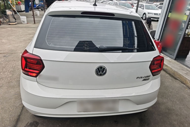 Volkswagen Polo 2020 car image #4
