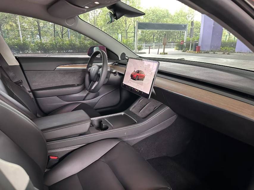 Tesla Model 3 2023 #5 Tesla Model 3 2023 car image #5