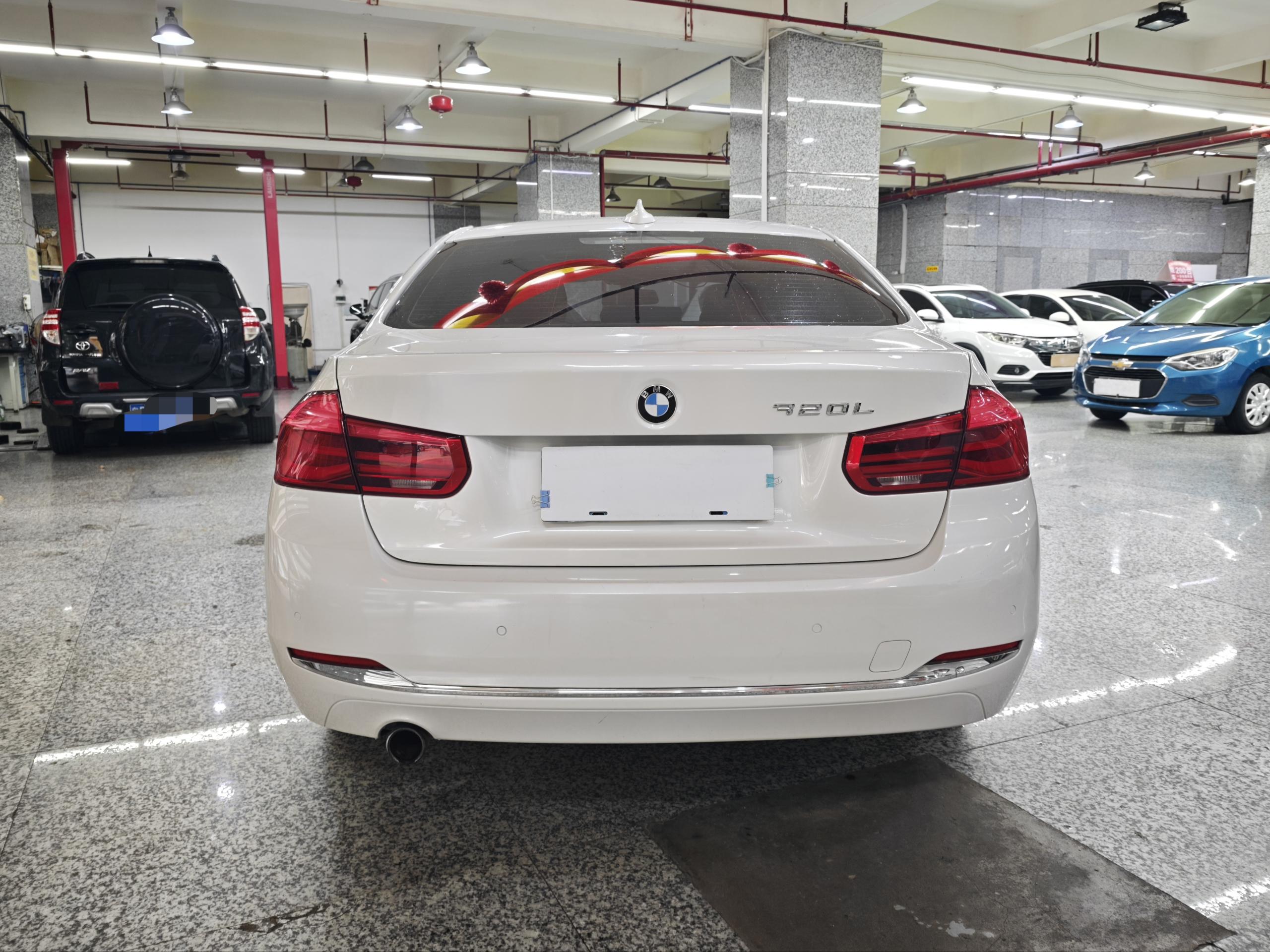 BMW 3 Series 2016 car image #8