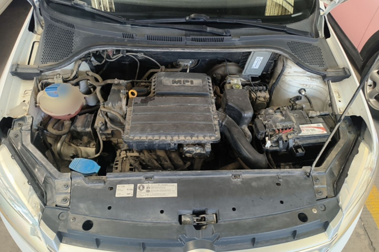 Volkswagen Santana 2016 car image #20
