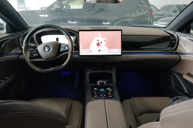 BYD Han 2024 car image #10