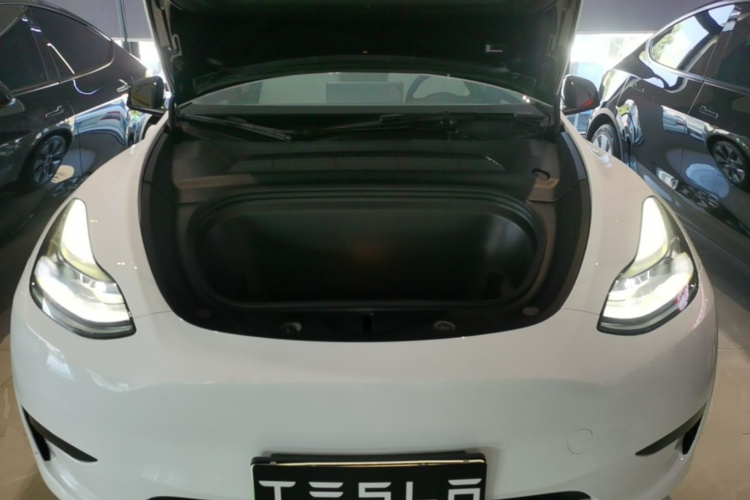 Tesla Model Y 2022 #20 Tesla Model Y 2022 immagine di auto #20