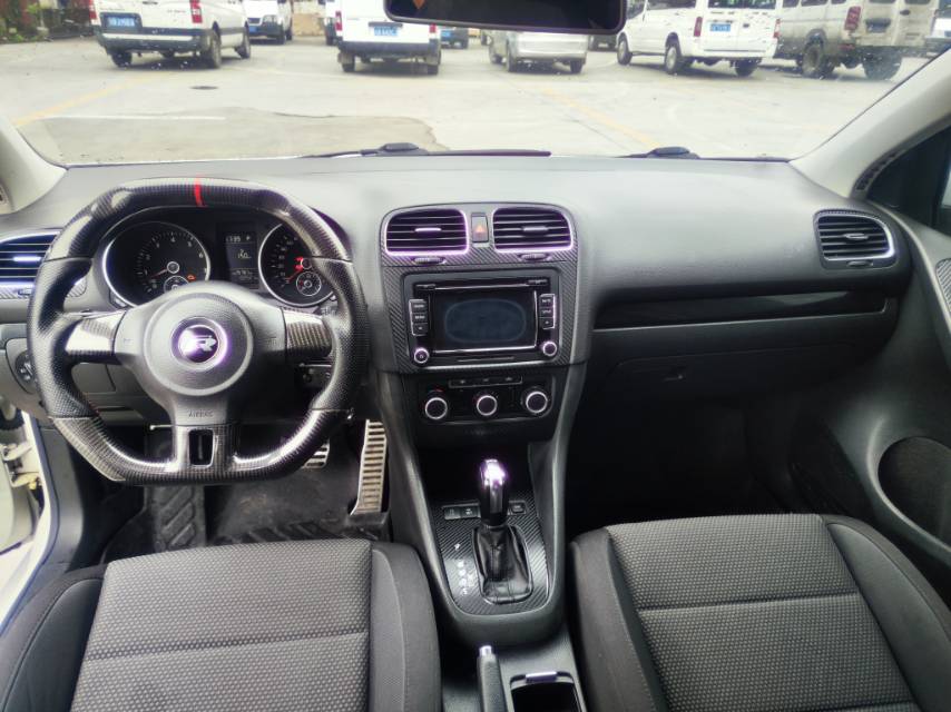 Volkswagen Golf 2013 car image #6