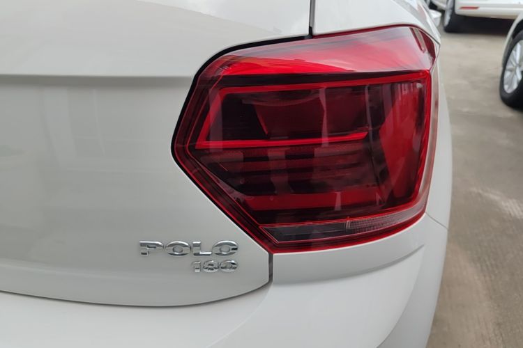 Volkswagen Polo 2020 car image #8