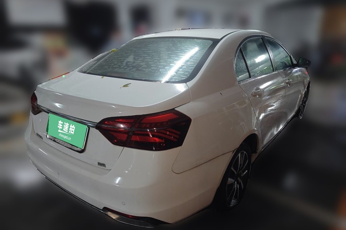 GEELY Emgrand 2019 #4 GEELY Emgrand 2019 car image #4