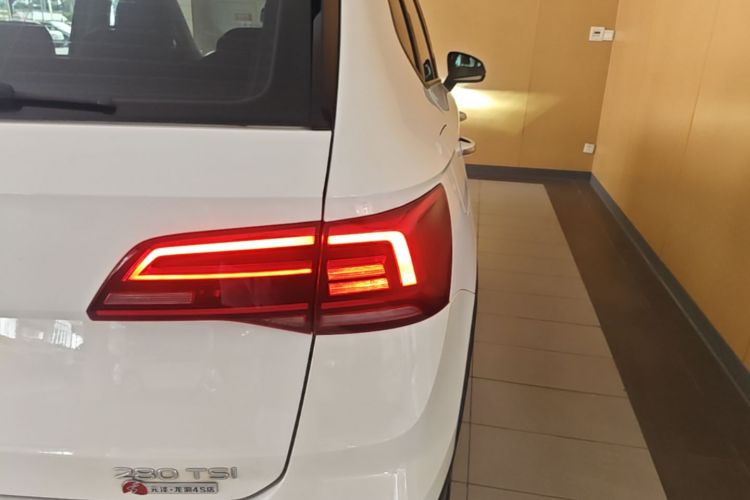 Volkswagen Tharu 2022 car image #8