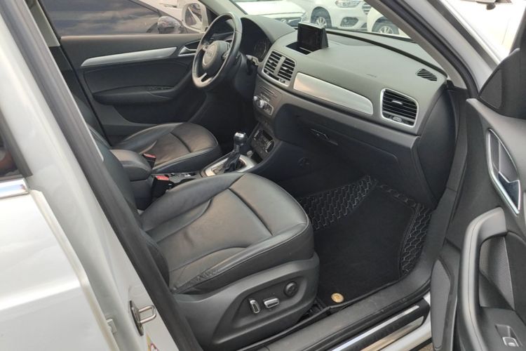 Audi Q3 2016 #24 Audi Q3 2016 car image #24