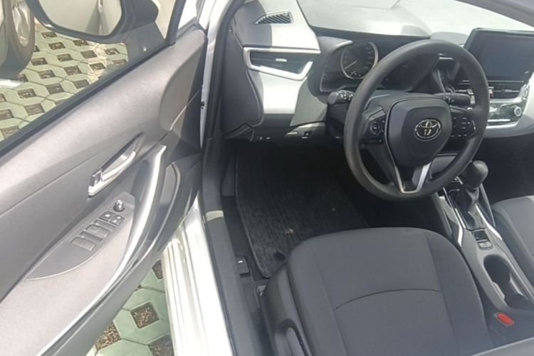 Toyota Corolla 2023 car image #16