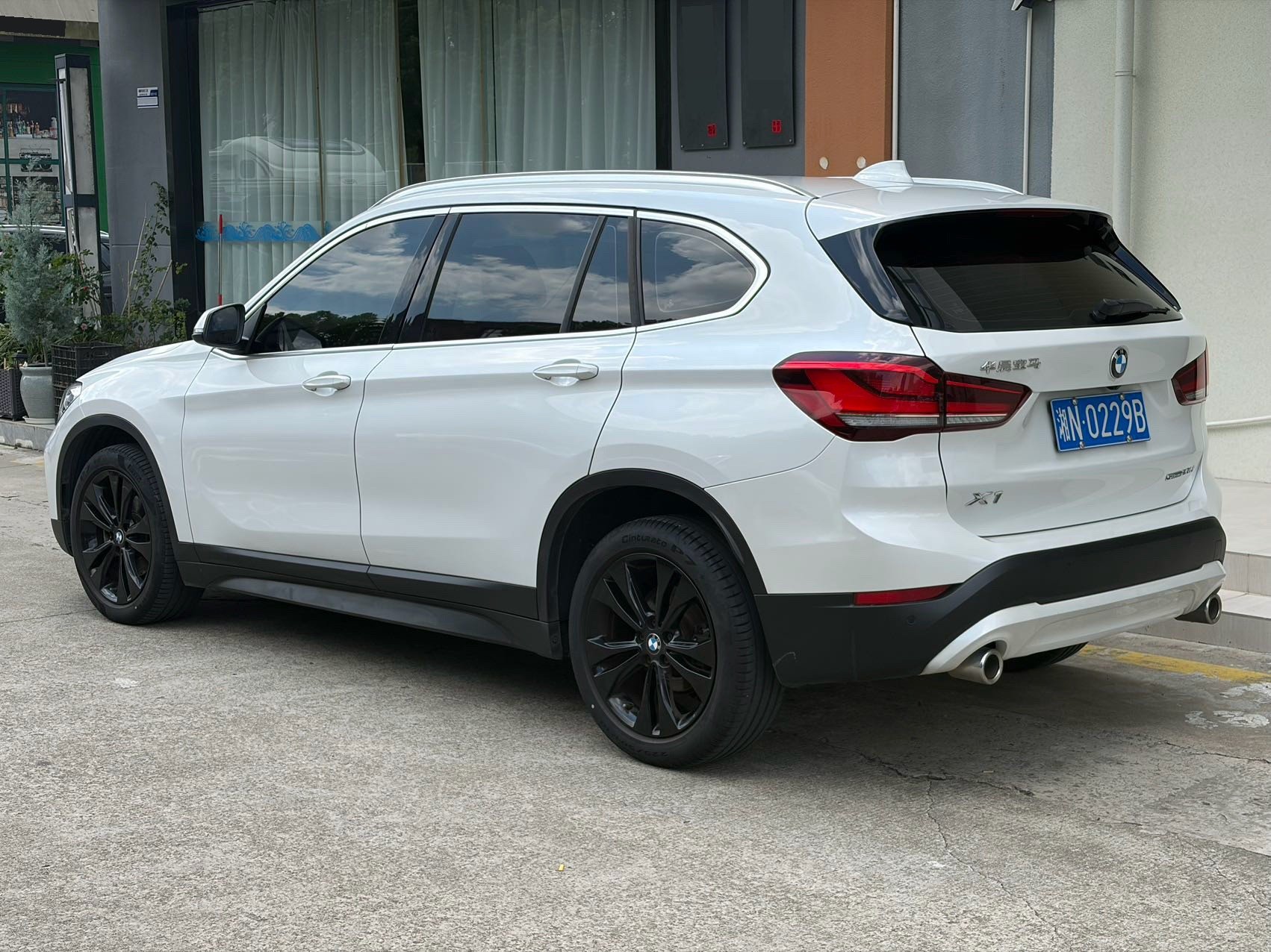 BMW X1 2021 #4 BMW X1 2021 car image #4