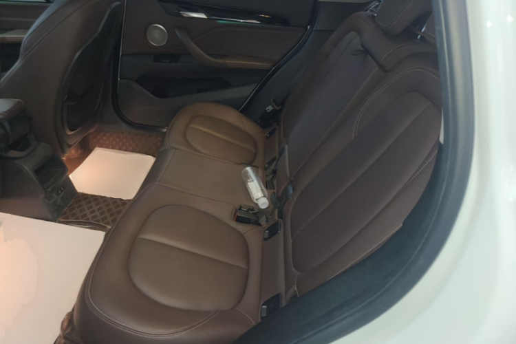 BMW X1 2021 imagen de coche #17