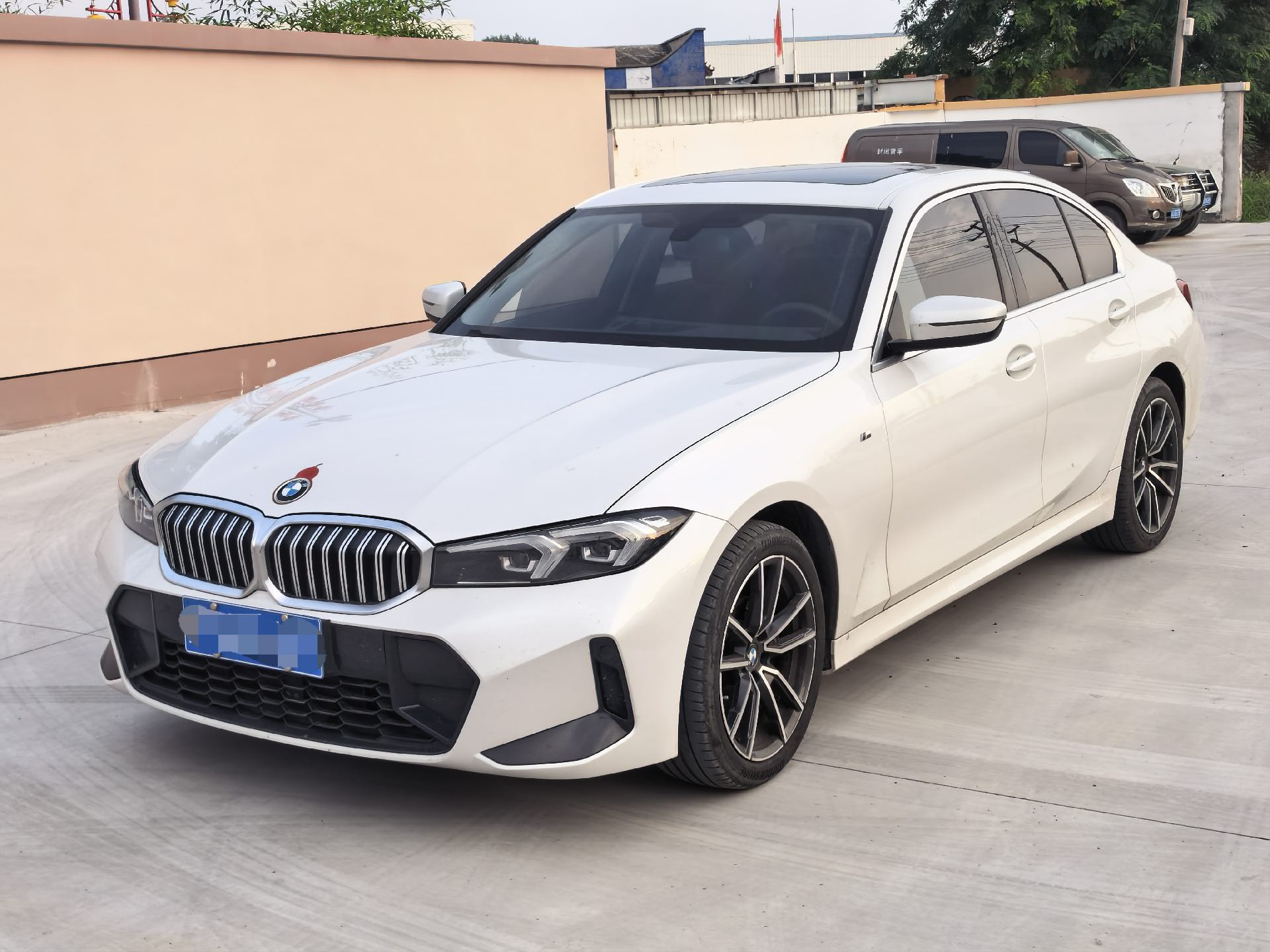BMW 3 Series 2024 BMW 3 Series 2024 car image