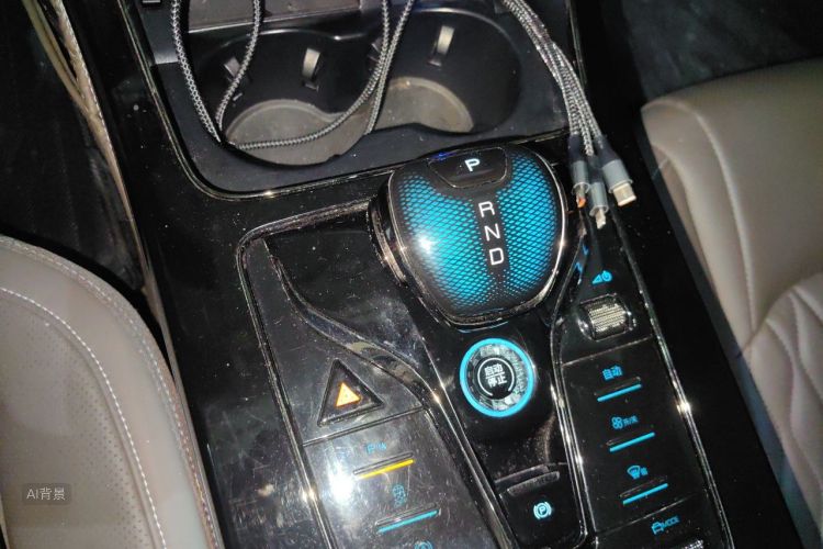 BYD Han 2023 car image #16