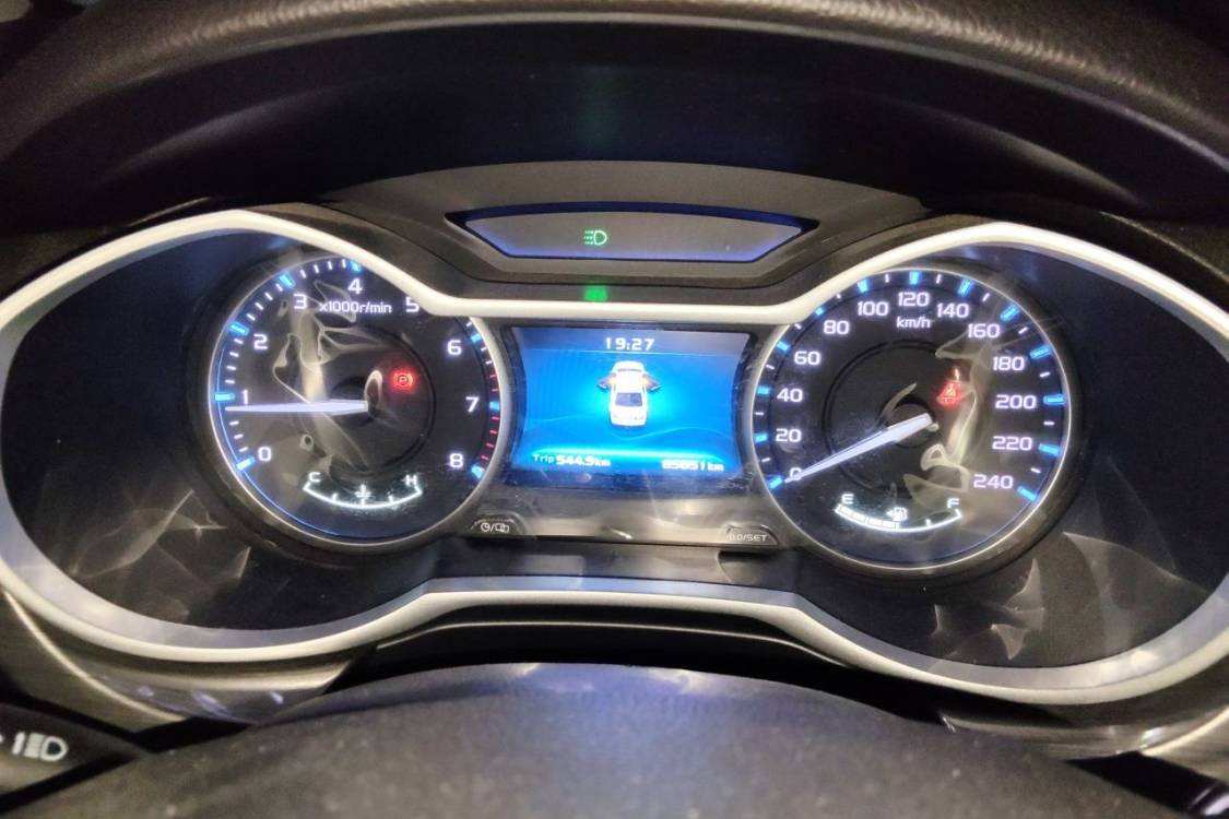 GEELY Emgrand 2017 car image #26