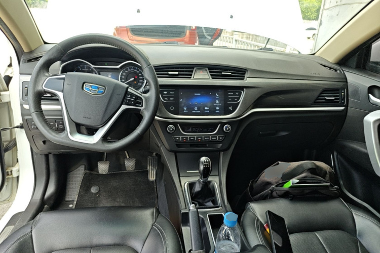 GEELY Emgrand 2017 #10 GEELY Emgrand 2017 car image #10