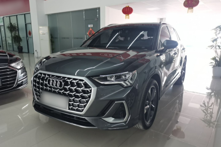 Audi Q3 2024 #2 Audi Q3 2024 car image #2