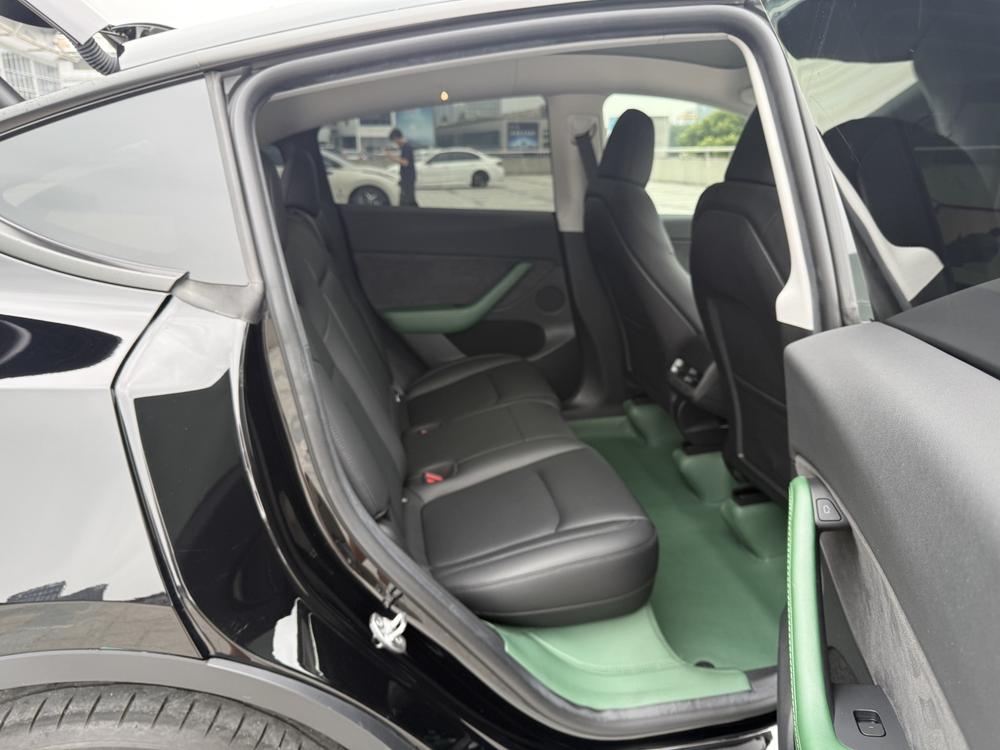 Tesla Model Y 2022 #20 Tesla Model Y 2022 car image #20