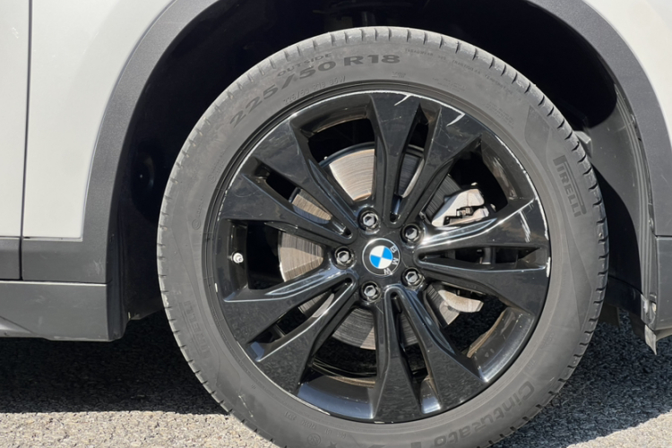 BMW X1 2021 car image #8
