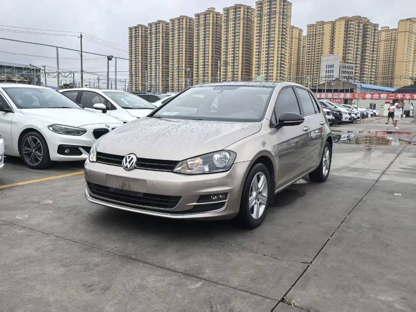Volkswagen Golf 2017 car image 