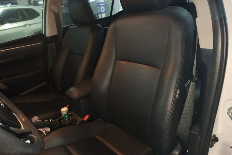 Toyota Corolla 2017 #15 Toyota Corolla 2017 car image #15