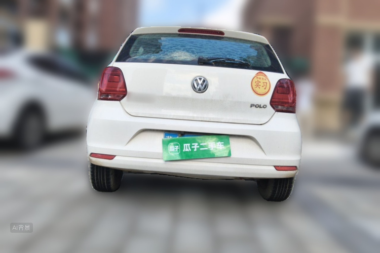 Volkswagen Polo 2015 car image #6