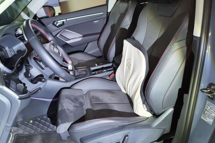 Audi Q3 2023 image de voiture #17