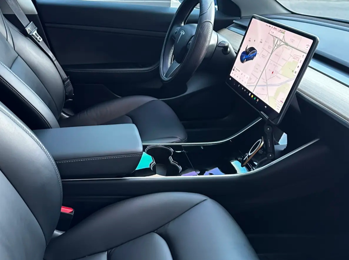 Tesla Model 3 2020 #5 Tesla Model 3 2020 car image #5