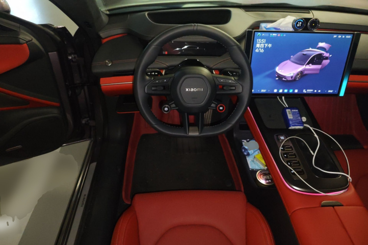 MI SU7 2025 image de voiture #11