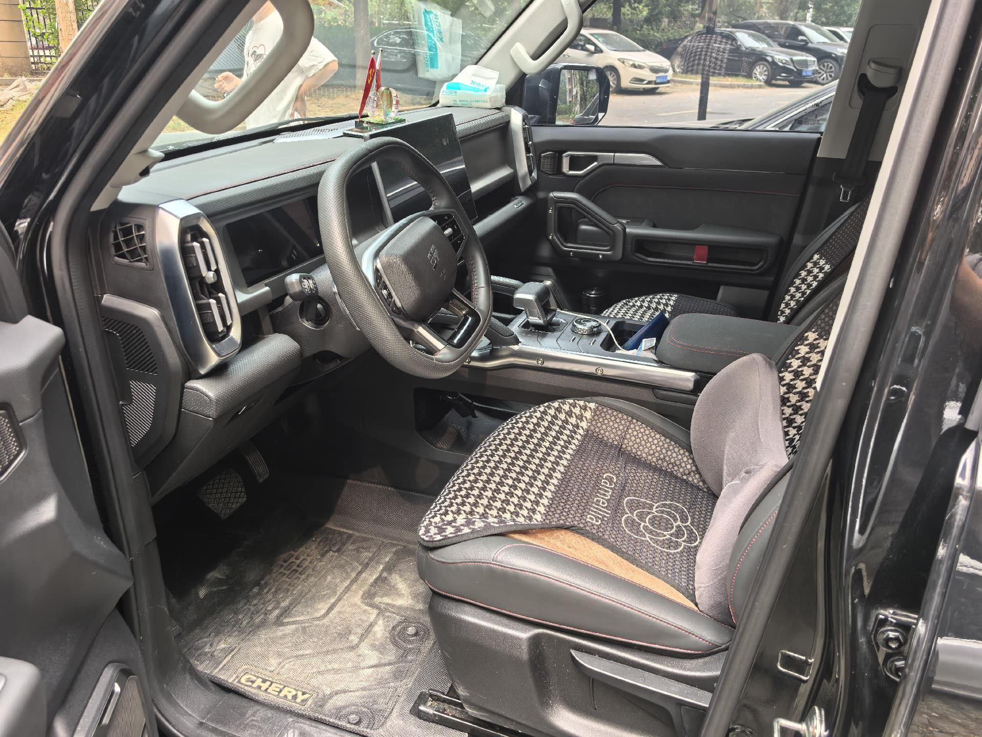 Jetour Traveller 2023 #2 Jetour Traveller 2023 car image #2