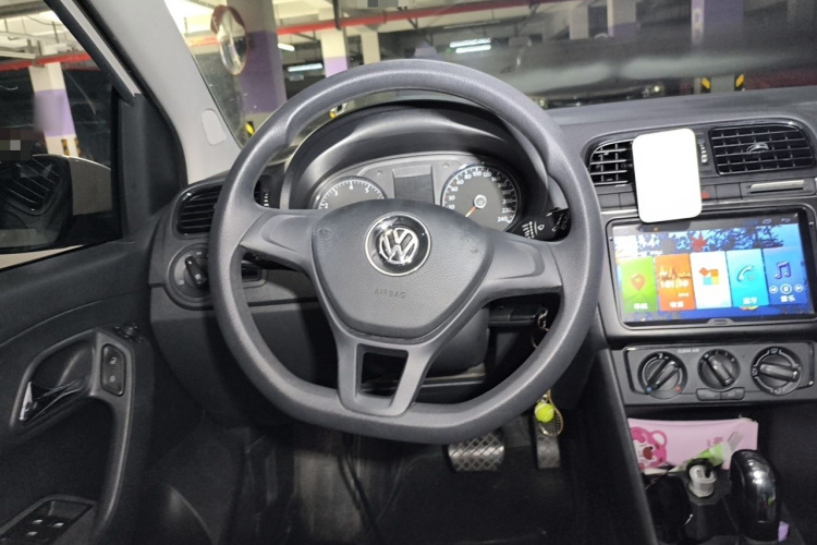 Volkswagen Polo 2017 #11 Volkswagen Polo 2017 car image #11